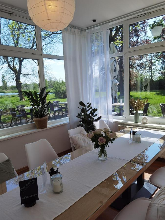 Stedinger Landhotel & Cafe Berne Exterior photo